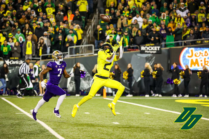 Oregon Ducks wide receiver Dont'e Thornton catches a long touchdown pass against the Washington Huskies.